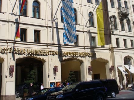 Hotel Vier Jahreszeiten Kempinski Munich — Munich
