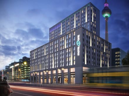 Motel One Berlin (Alexanderplatz) — Berlin