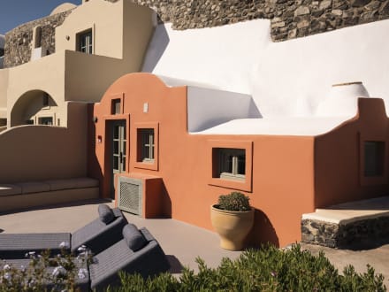 Neema Maison Finikia Santorini — Finikia