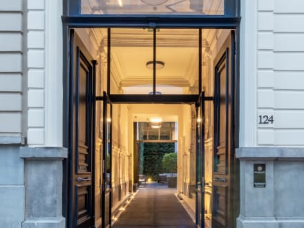 One Two Four Hotel & Spa — Gand