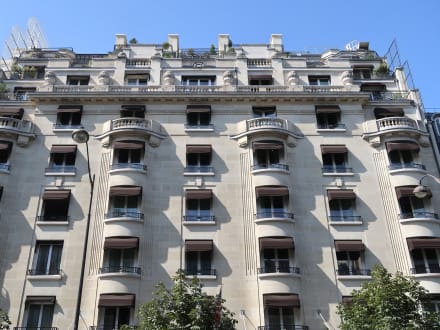 Prince de Galles — Paris