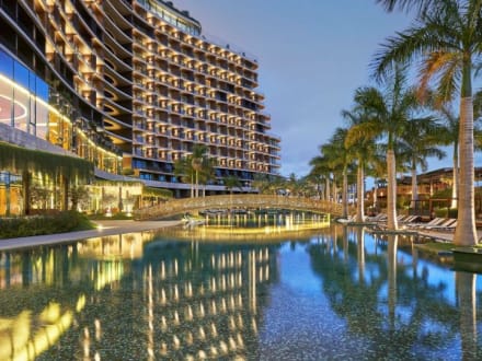 Savoy Palace — Funchal