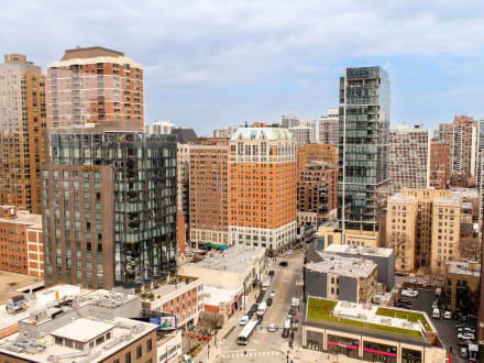 Thompson Chicago — Chicago