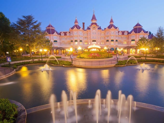 Disneyland Hôtel, Disneyland Paris