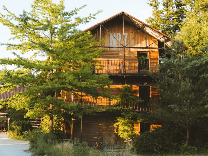 Le Barn, Bonnelles