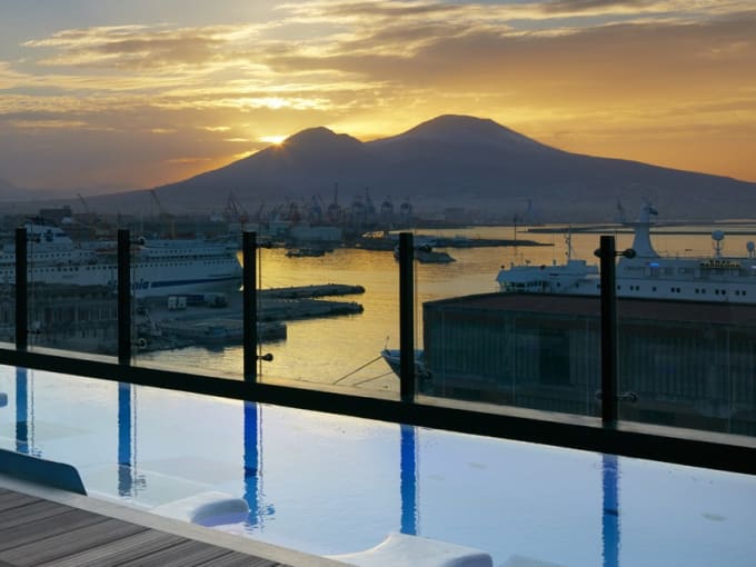 ROMEO Napoli, Naples