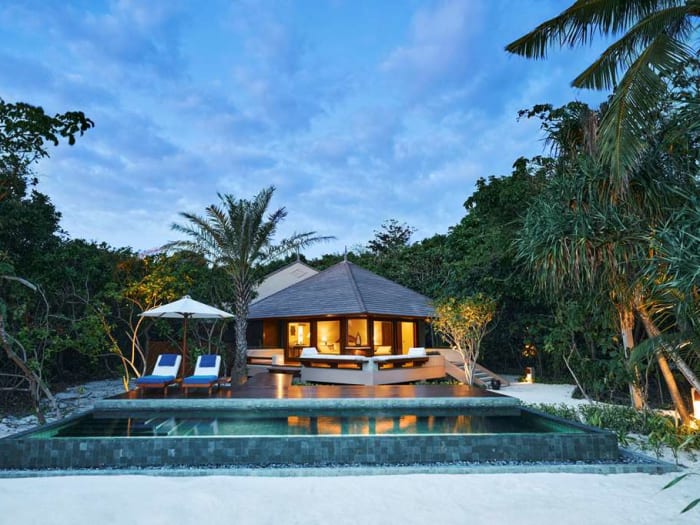Charming Amanpulo Pamalican Island