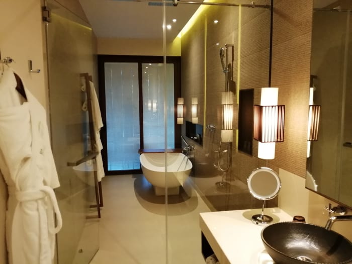 Elegant Anantara Kalutara Resort Kalutara