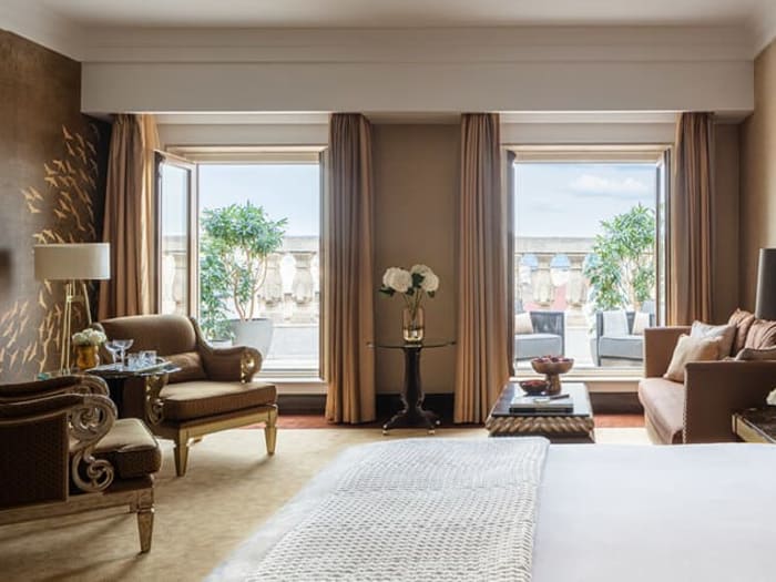 Luxurious Suite Anantara New York Palace Budapest