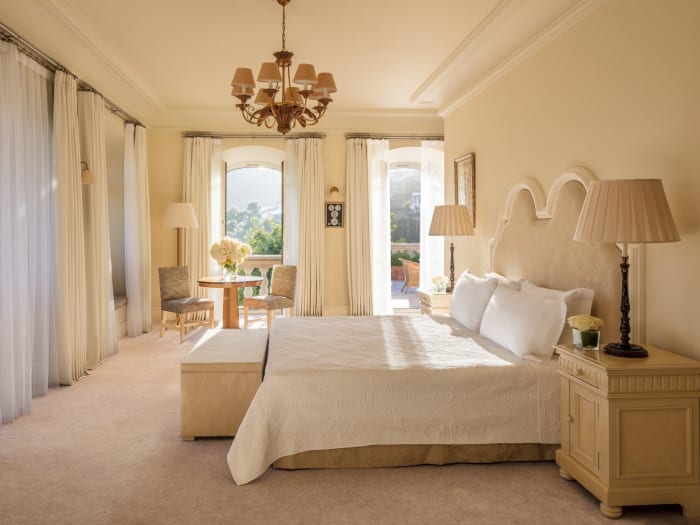 Inviting Anantara Villa Padierna Palace Hotel Marbella