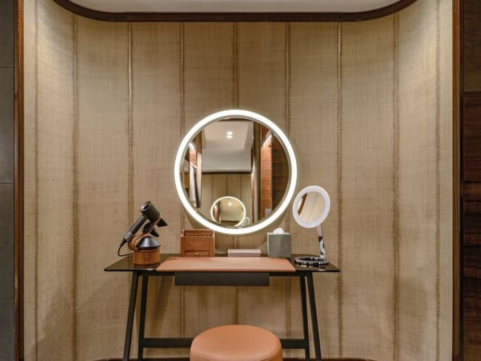 Elegant Bulgari Hotel Paris Paris