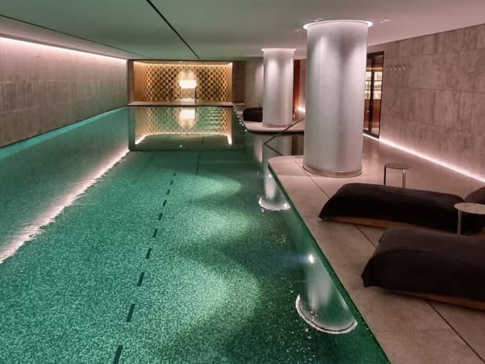 Elegant Bulgari Hotel Paris Paris