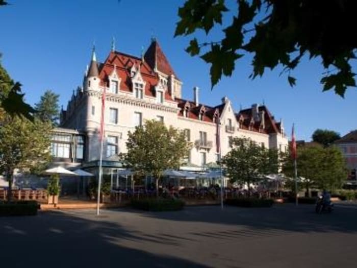 Charming Chateau d'Ouchy Lausanne