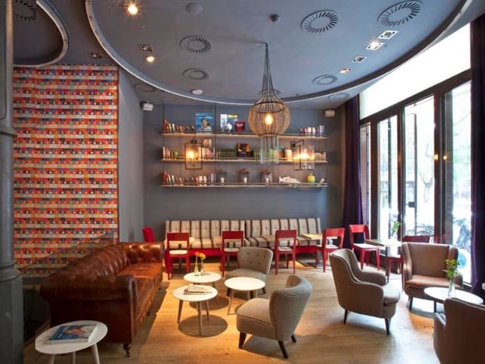 Ambiance chaleureuse chic & basic Born Barcelone