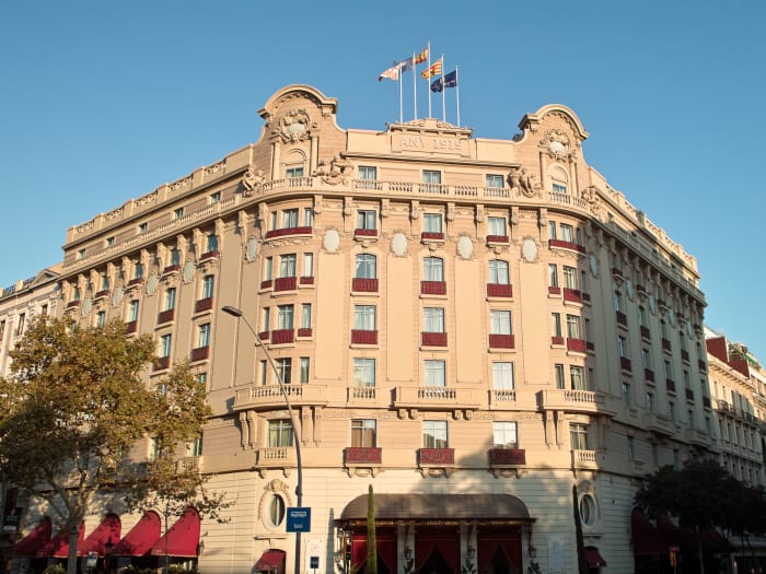 Elegant El Palace Hotel Barcelona