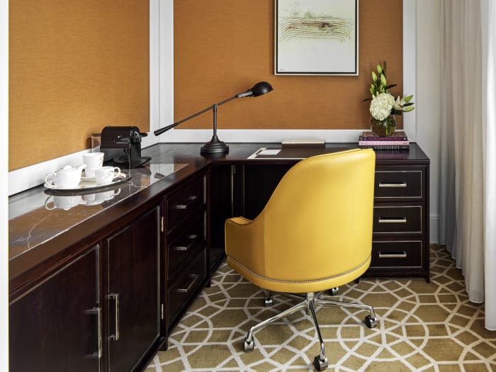 Warm Fairmont Amman Amman