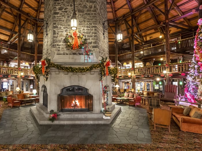 Cozy Fairmont Le Château Montebello Montebello