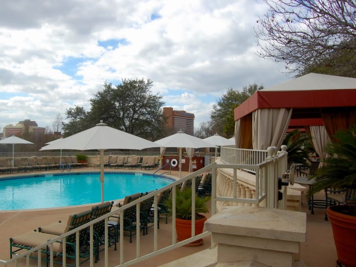 Inviting Four Seasons Hotel Austin