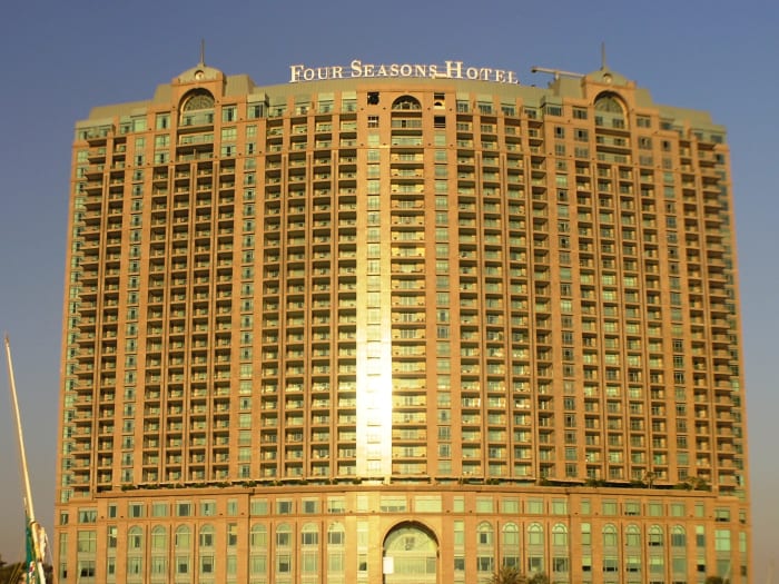 Imposant Four Seasons Hotel Cairo at Nile Plaza Cairo