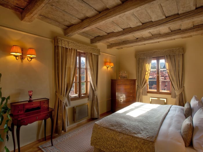 Chaleureux Golden Well Hotel (U Zlate Studne) Prague