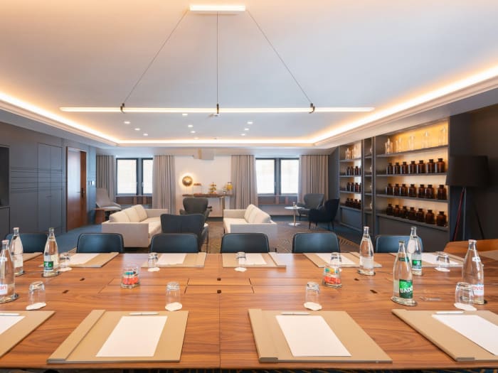 Elegant meeting space at InterContinental Lyon Hôtel-Dieu Lyon