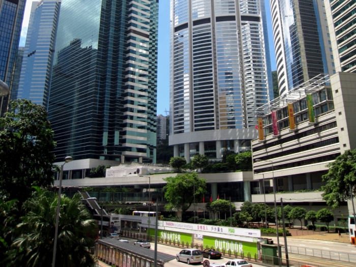 Modern Island Shangri-La Hong Kong