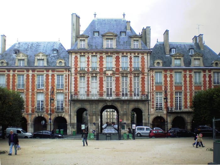 Charmant Le Pavillon de la Reine Paris