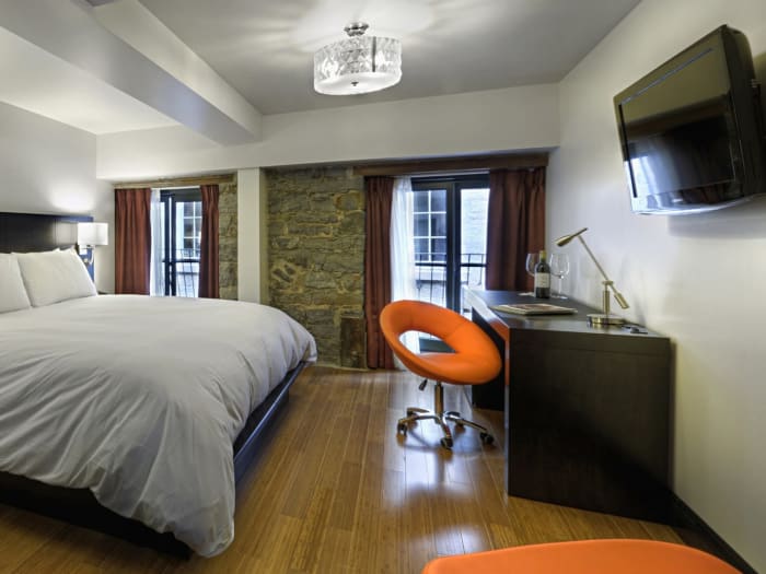 Confortable Le Petit Hôtel Montreal