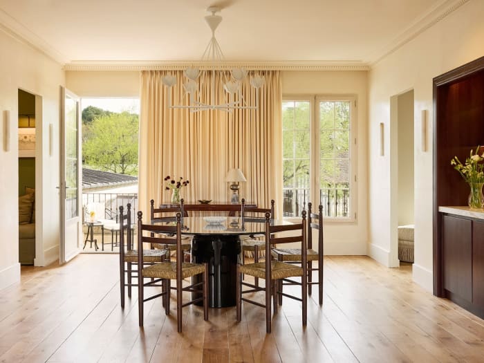 Élégante suite aux Sources de Caudalie Martillac