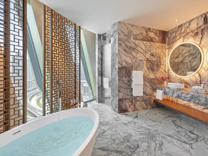 Elegant Mandarin Oriental Downtown Dubai