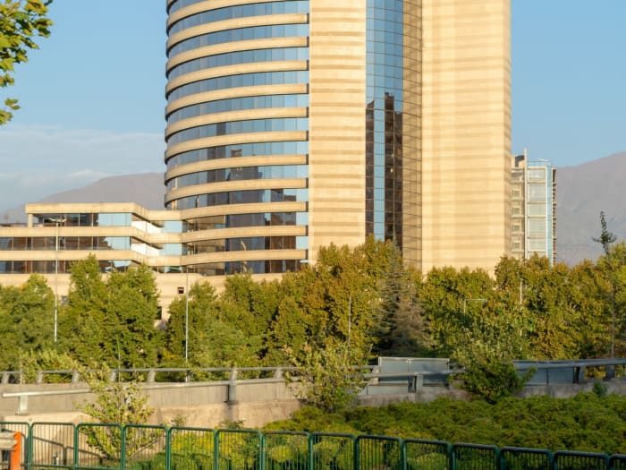 Striking Mandarin Oriental, Santiago