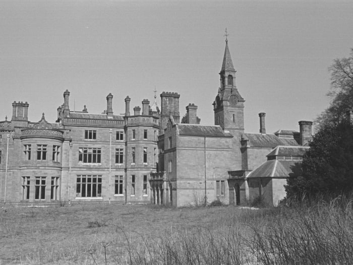 Imposant Hôtel Palé Hall Bala