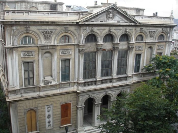 Imposant Pera Palace Istanbul