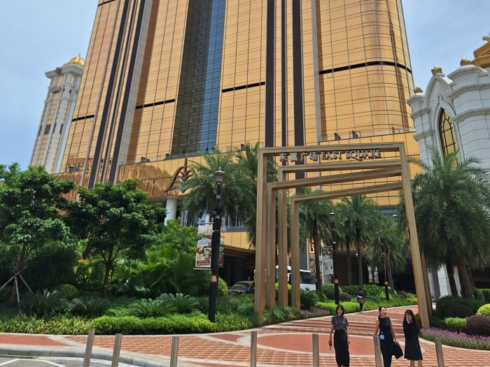Élégant Raffles at Galaxy Macau Macau