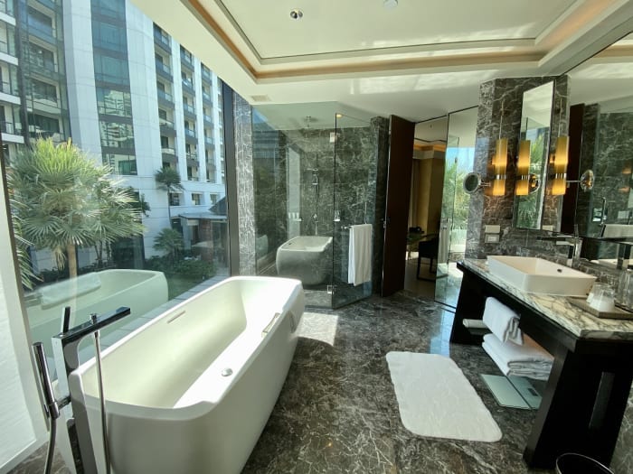 Elegant Siam Kempinski Hotel Bangkok in Bangkok