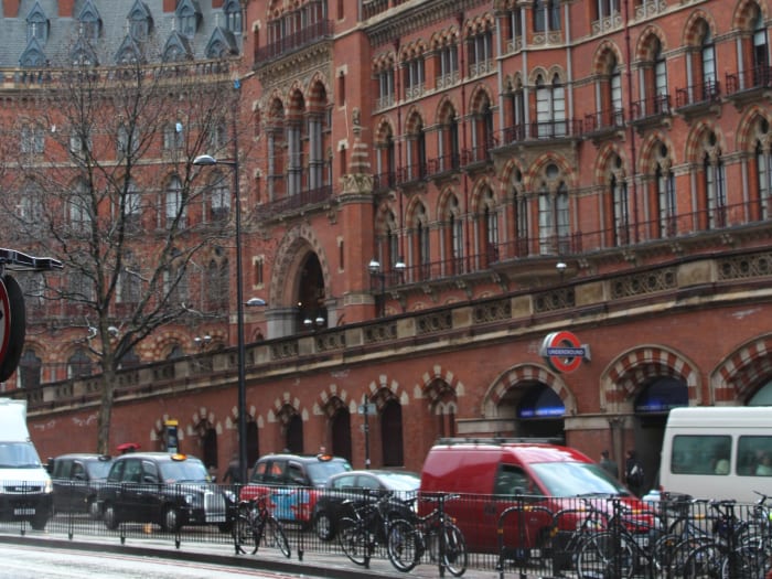 Imposant St Pancras Renaissance London Hotel Londres