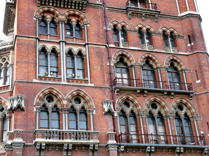 Architectural St Pancras Renaissance London Hotel Londres