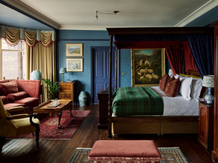 Luxury Room The Fife Arms Braemar