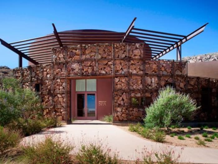Architectural spa du Ritz-Carlton Dove Mountain à Marana, Arizona.