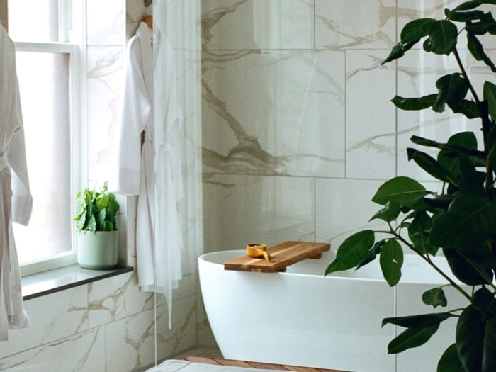 Élégante salle de bain au Tributary Hotel McMinnville