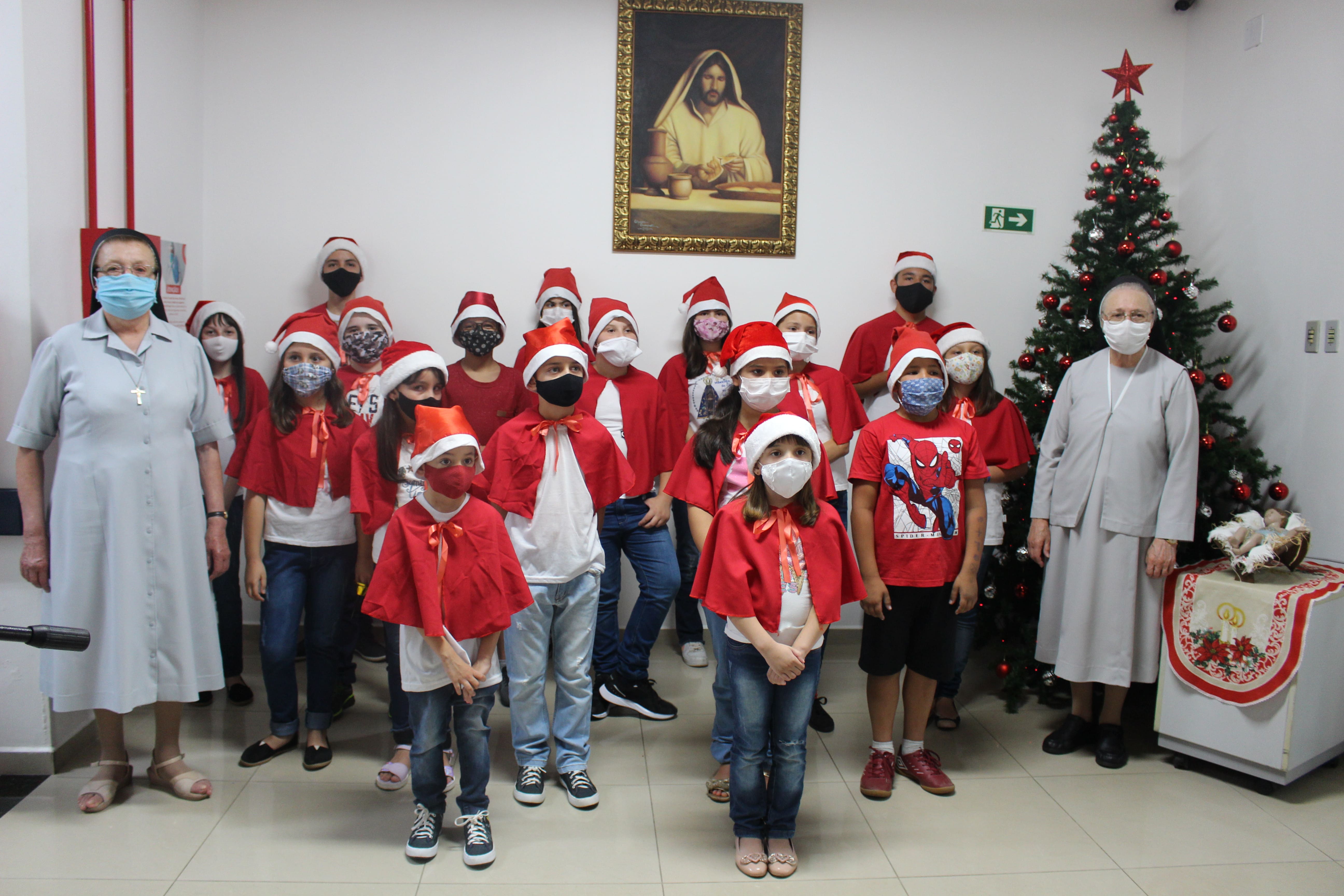 Hospital do Coração Bom Jesus (HCorBJ) recebe o Coral das Crianças da Paróquia Nossa Senhora do Pilar