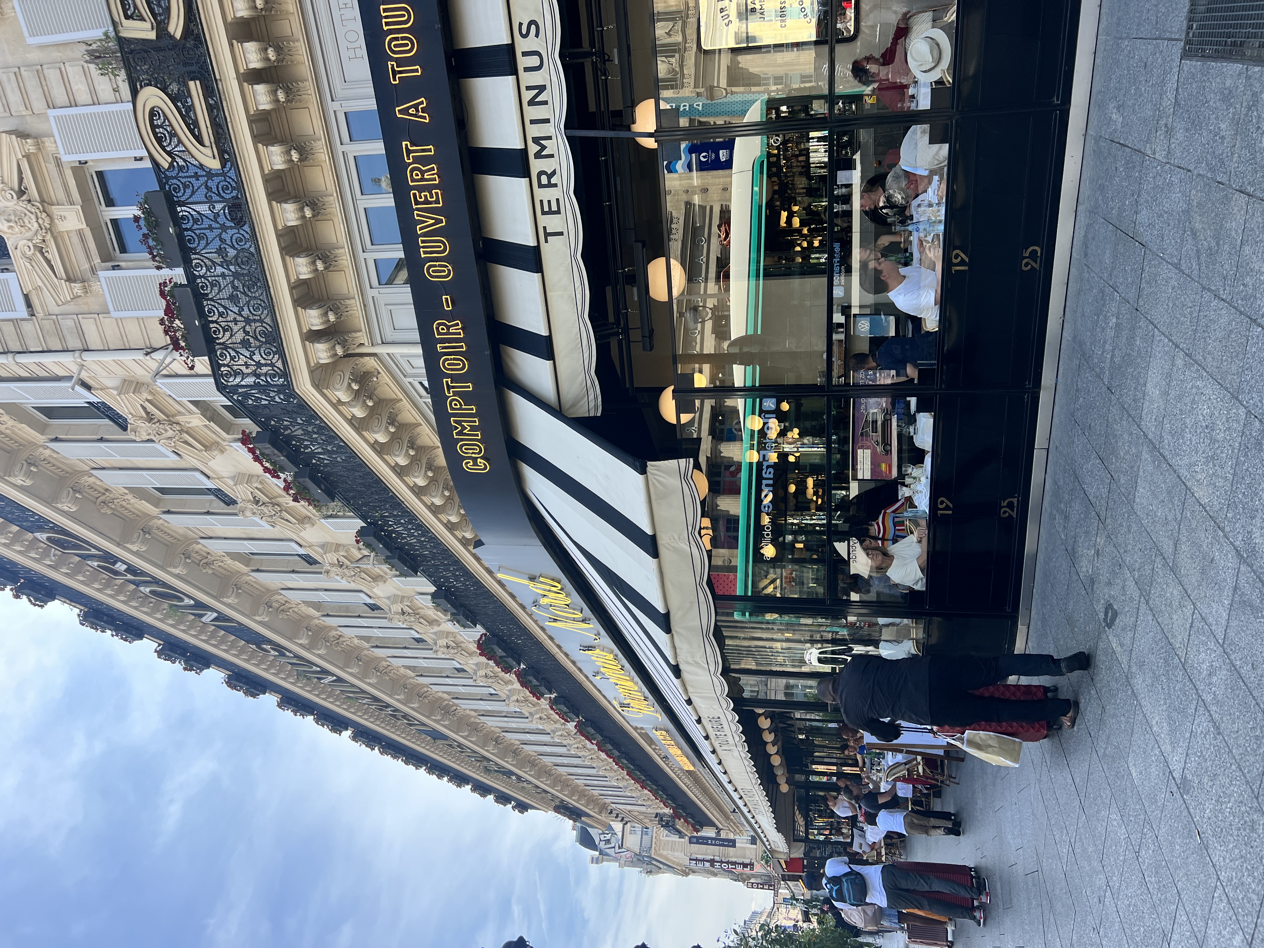 Cafe in Paris