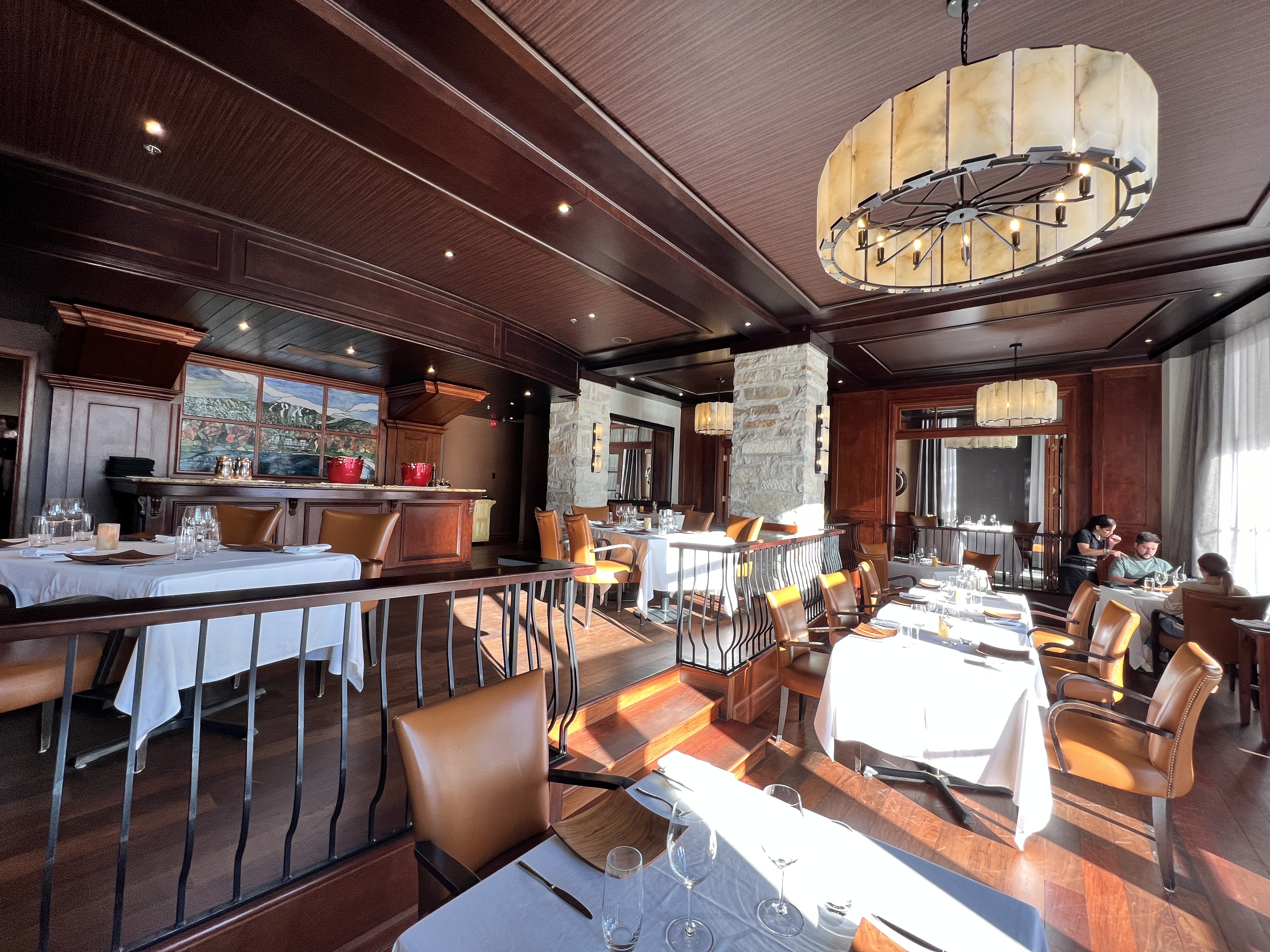 Hotel Quintessence Review in the Summer Time