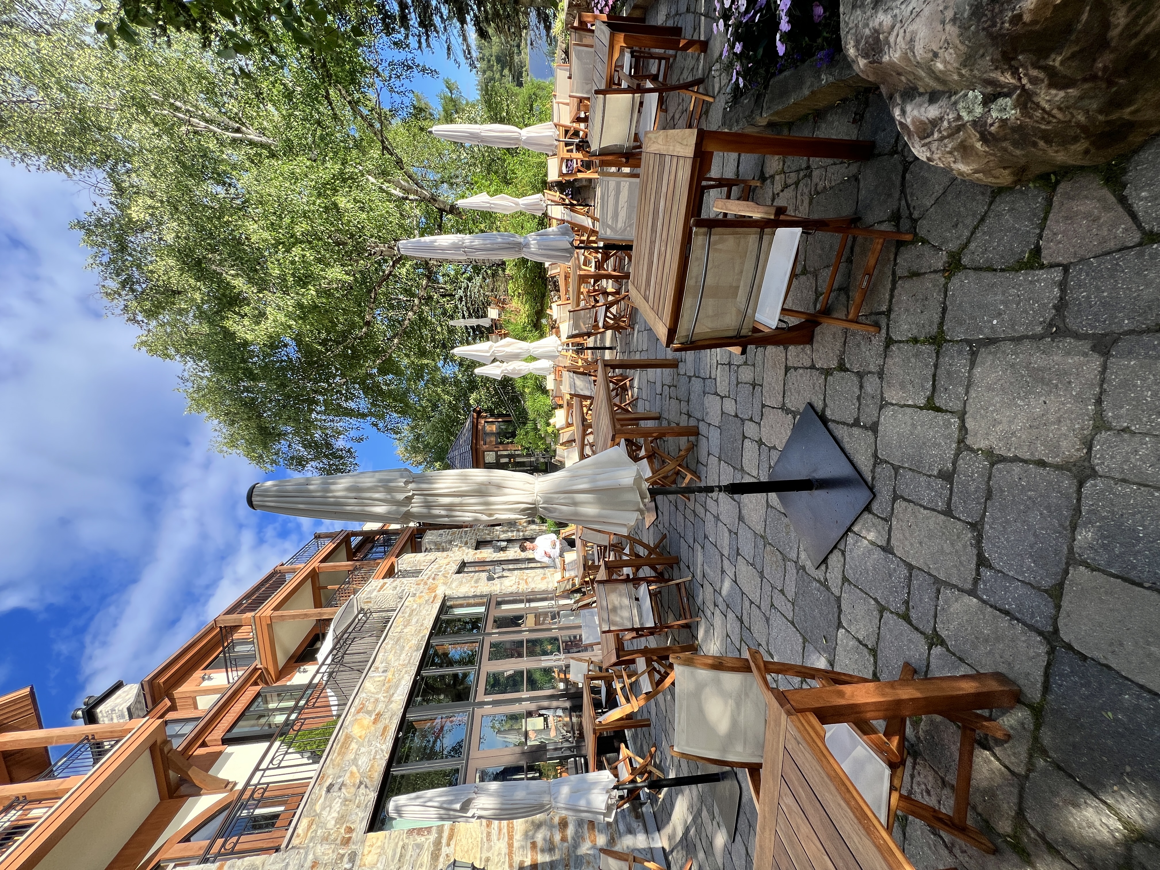 Hotel Quintessence Review in the Summer Time