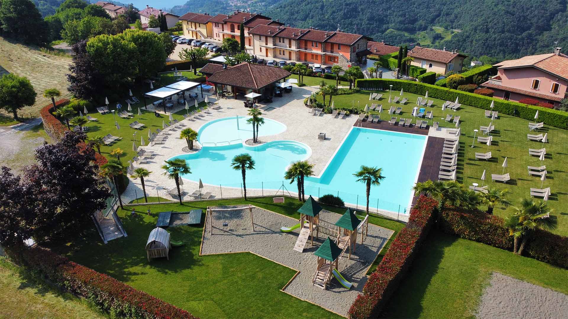 Piscina del Residence La Berna