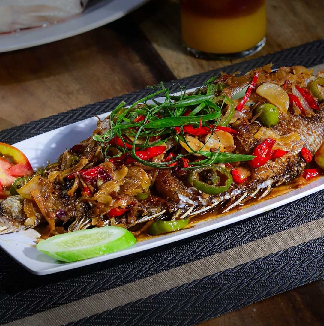 Ikan Ekor Kuning Saus Tauco Khas Bandung