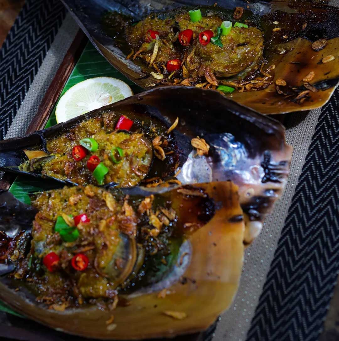 Kerang Kappak Bumbu Spesial Ikan Bakar Tepi Laut 18