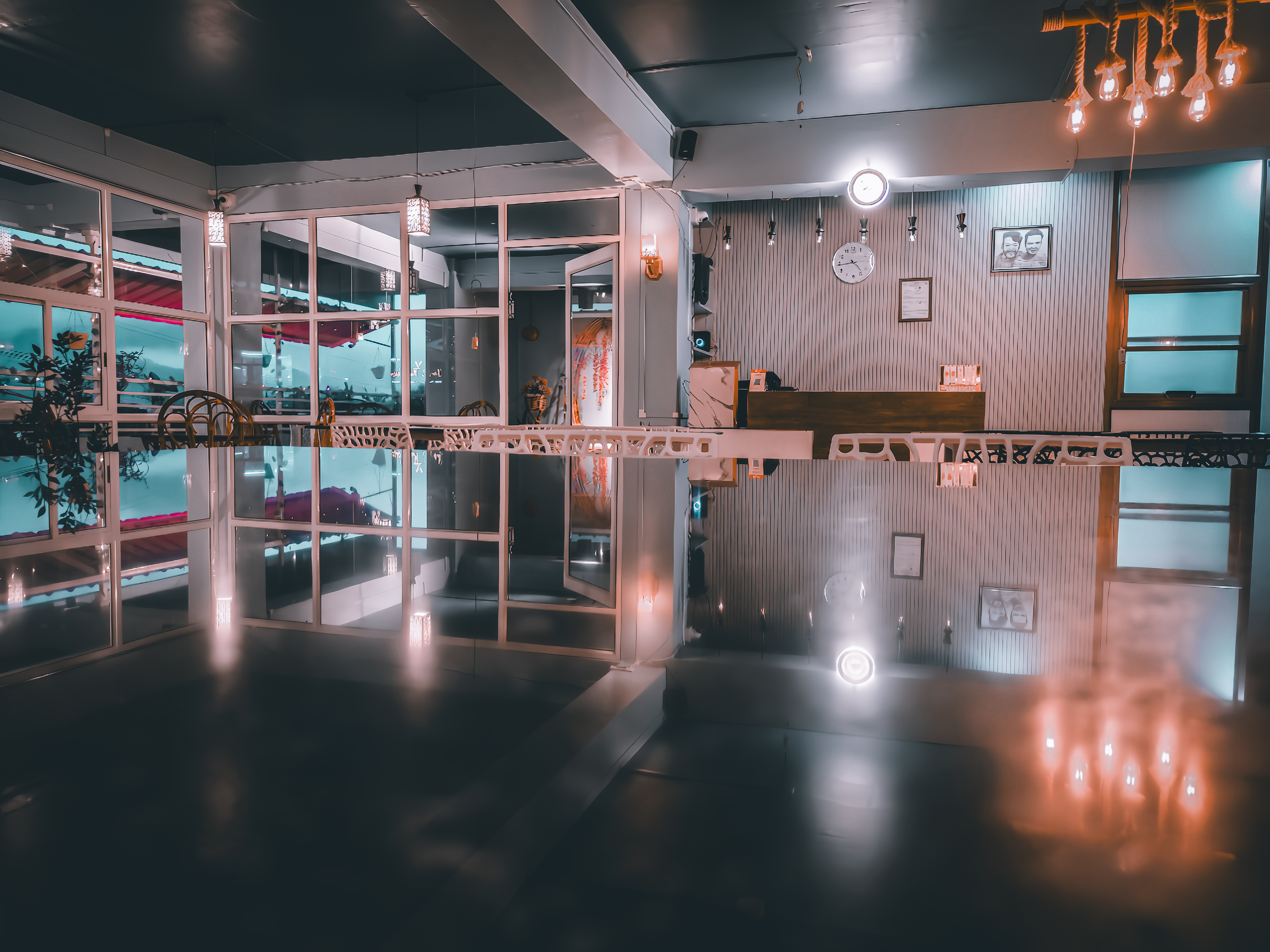 Neon Dreams Mobile Preset