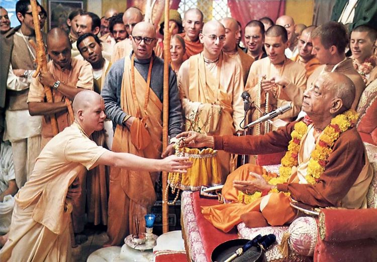 Worship spiritual master as God