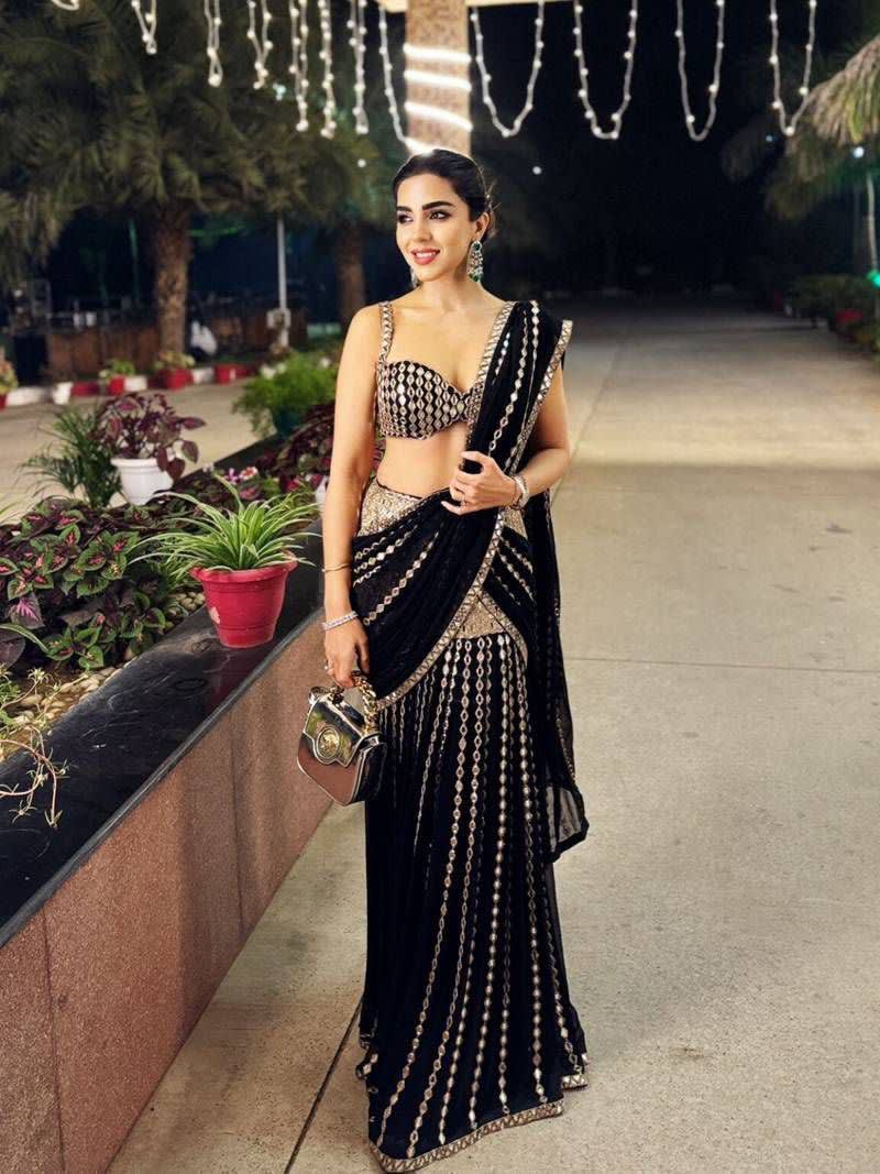 Faux Georgette Ready-to-Wear Real Mirror Work Saree - Second View